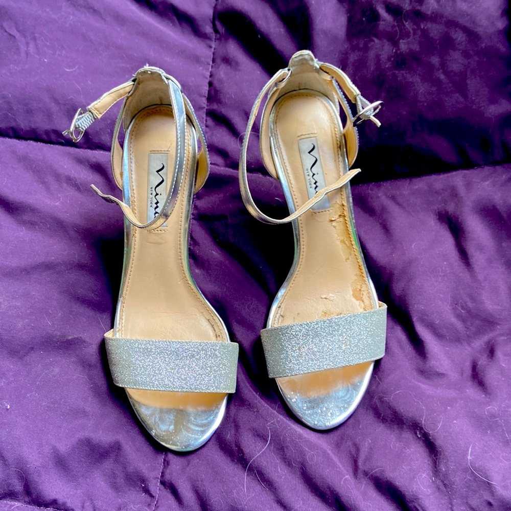 Silver sparkle high heels 6.5